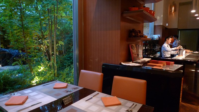 ダイエット合宿 初体験 庭のホテル東京 ５ １日目のディナーはヘルシーフレンチ