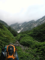 写真：登山開始直後の風景